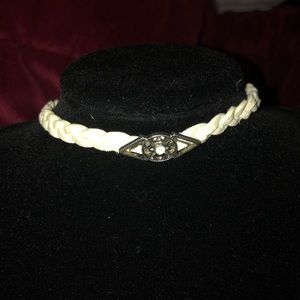 💝White Braided Eye Choker!!💝